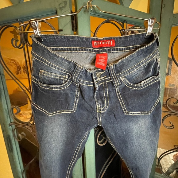 Red Rivet bell bottom jeans sz 7 - Picture 4 of 11